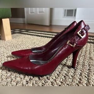 Red Bandolino stilettos size 6.5